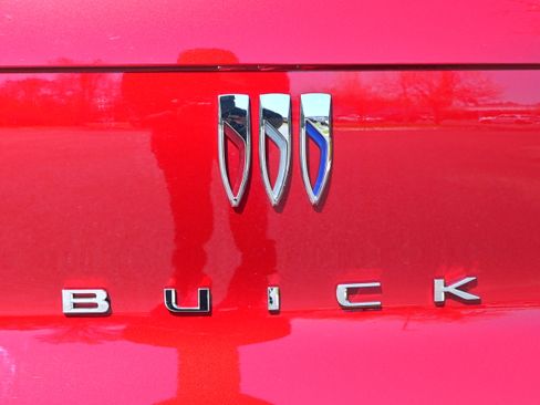 Used 2024 Buick Envista Avenir image 35