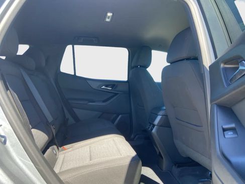 Used 2026 Chevrolet Equinox LT AWD/4WD image 13