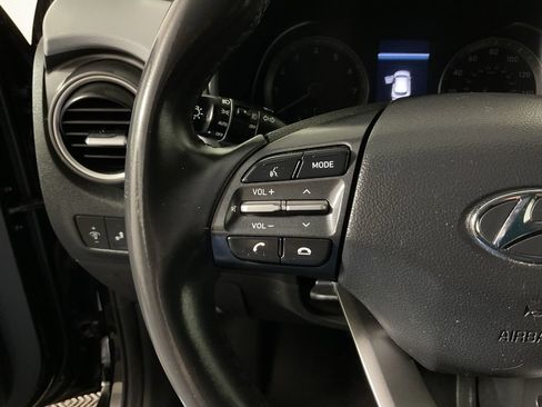 Used 2020 Hyundai Kona SEL Plus AWD/4WD image 27