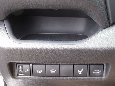 Certified 2022 Toyota RAV4 XSE image 38