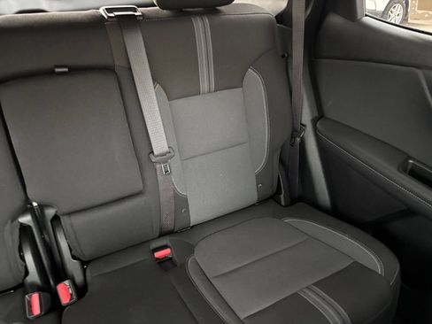 Used 2025 Chevrolet Blazer LT FWD image 38