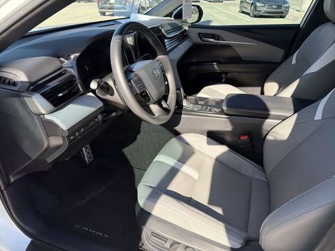 Certified 2025 Toyota Camry SE w/ Convenience Package image 26