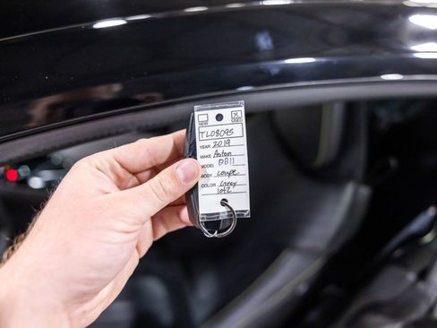 Used 2019 Aston Martin DB11 AMR image 45