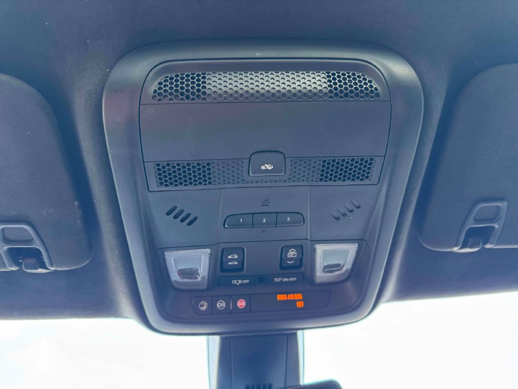 Used 2019 Cadillac XT5 Platinum AWD/4WD image 33
