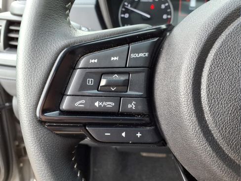 Used 2025 Subaru Forester Premium AWD/4WD image 21
