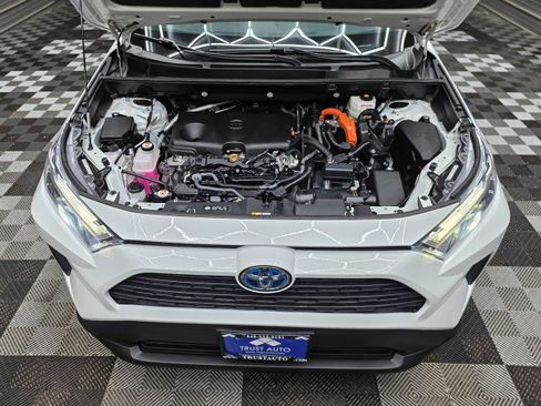 Used 2022 Toyota RAV4 XLE w/ Convenience Package AWD/4WD image 40