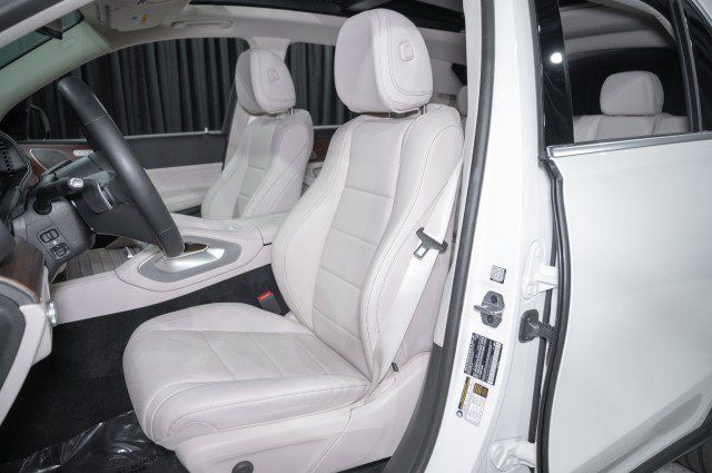 Used 2024 Mercedes-Benz GLE 450 4MATIC image 11