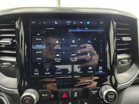 Used 2022 RAM 2500 Big Horn w/ Level C Equiment Group image 57