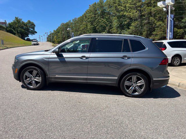 Used 2018 Volkswagen Tiguan SEL Premium FWD image 39