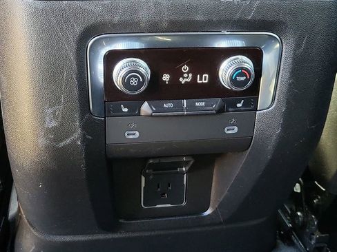 Certified 2023 GMC Yukon XL Denali image 22