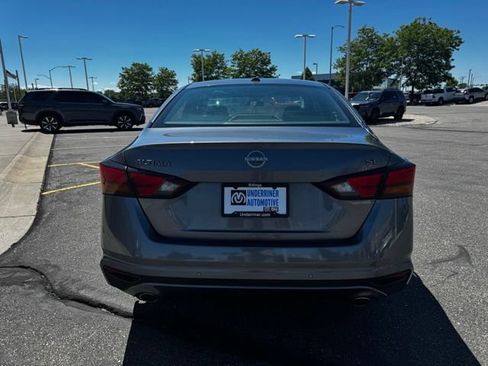 Used 2023 Nissan Altima 2.5 SL FWD image 6