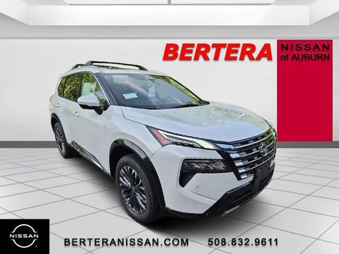 New 2026 Nissan Rogue Platinum AWD/4WD image 4