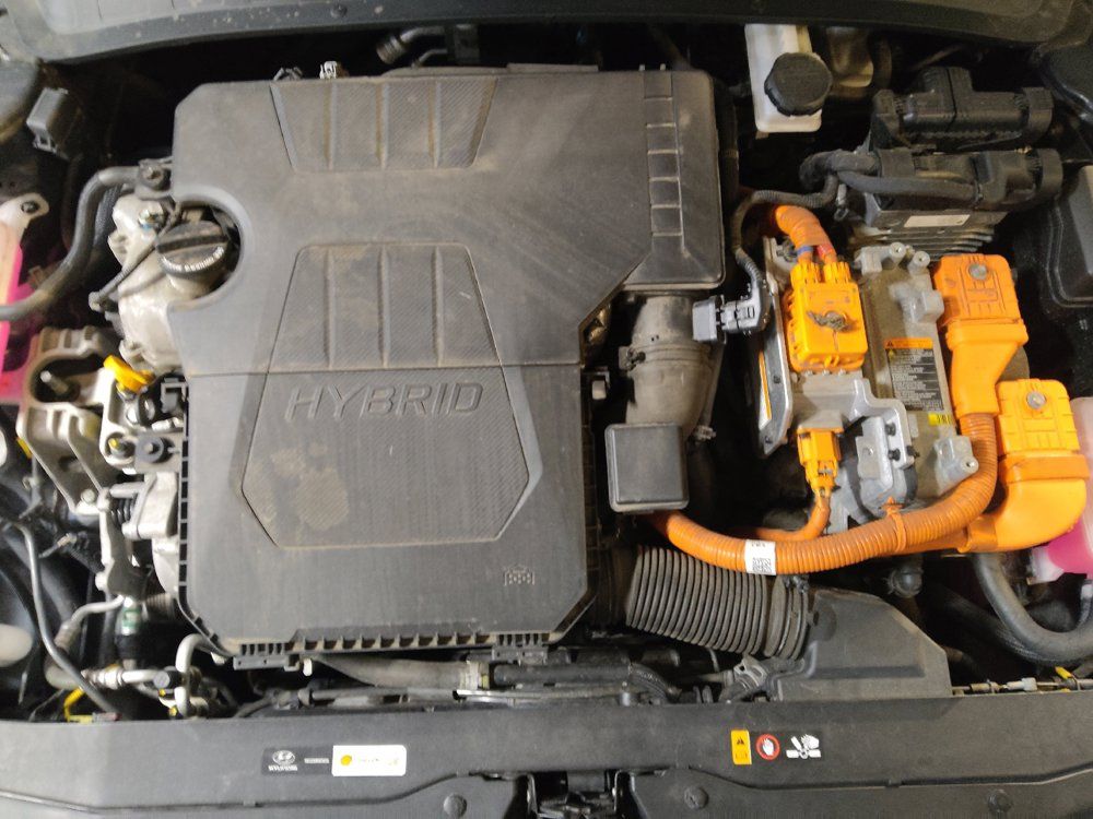 Used 2023 Hyundai Elantra Limited FWD image 30