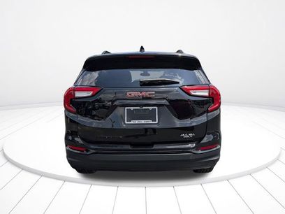 Used 2022 GMC Terrain SLT w/ Infotainment Package II