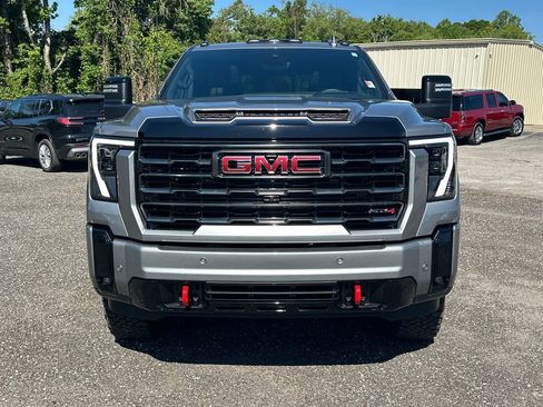 Used 2026 GMC Sierra 2500 AT4 w/ AT4 Premium Plus Package AWD/4WD image 3