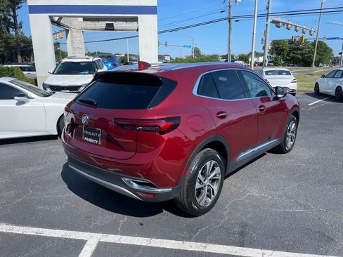 Used 2023 Buick Envision Essence AWD/4WD image 5