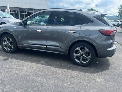 Used 2024 Ford Escape ST-Line w/ Equipment Group 301A FWD image 10