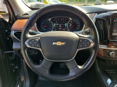 Used 2018 Chevrolet Traverse High Country image 21