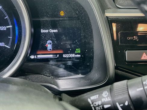 Used 2019 Honda Fit EX-L image 12