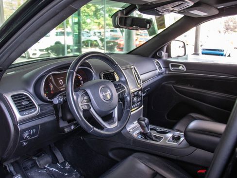 Used 2022 Jeep Grand Cherokee Limited image 11