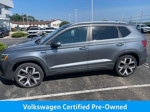 Certified 2023 Volkswagen Taos SEL AWD/4WD image 2