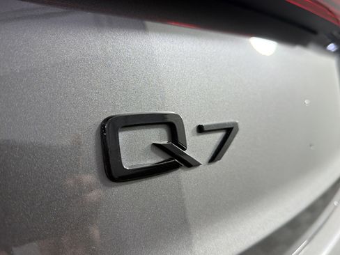 Used 2023 Audi Q7 3.0T Premium Plus image 27