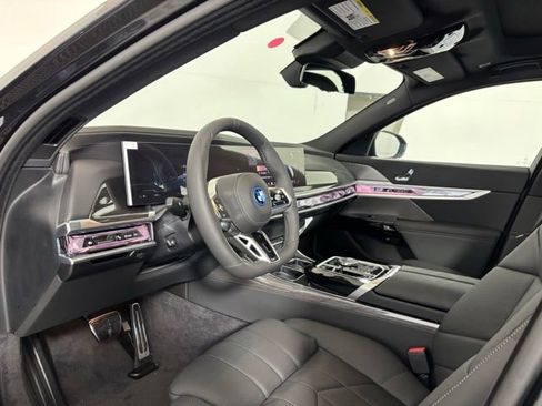 New 2026 BMW i7 xDrive60 w/ Executive Package AWD/4WD image 8