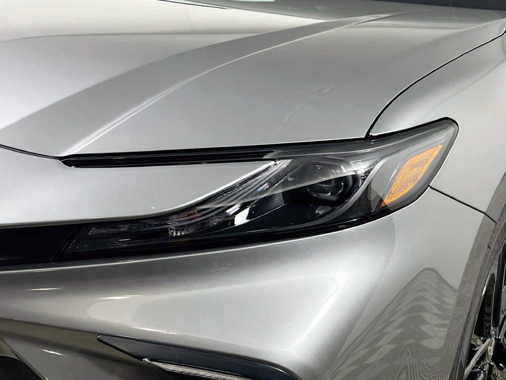 Used 2026 Toyota Camry SE FWD image 9