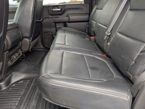 Used 2022 Chevrolet Silverado 2500 LT w/ Convenience Package image 16