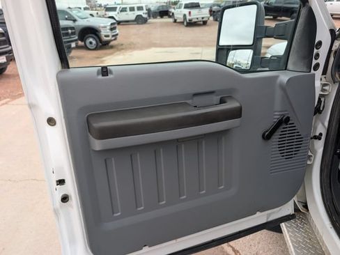 Used 2011 Ford F450 XL AWD/4WD image 16
