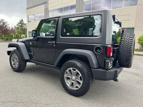 Used 2014 Jeep Wrangler Rubicon AWD/4WD image 7