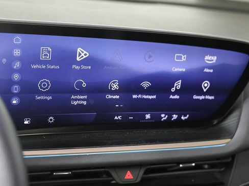 Used 2025 Buick Envision Sport Touring image 9