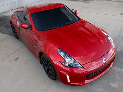 Used 2020 Nissan 370Z Coupe image 20