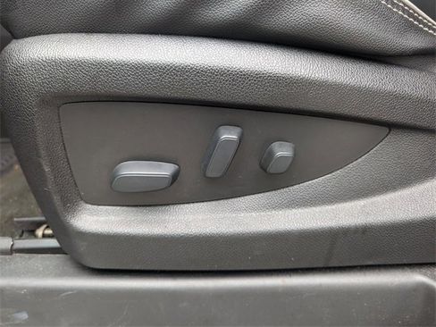 Used 2017 Chevrolet Silverado 1500 High Country image 15