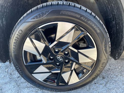 Used 2025 Hyundai Kona SEL image 30