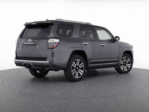 Used 2022 Toyota 4Runner Limited RWD image 4