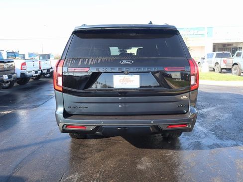 New 2026 Ford Expedition Max Platinum w/ Stealth Appearance Package image 24