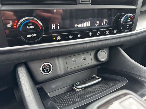 Certified 2023 Nissan Rogue SV w/ SV Premium B Package image 25