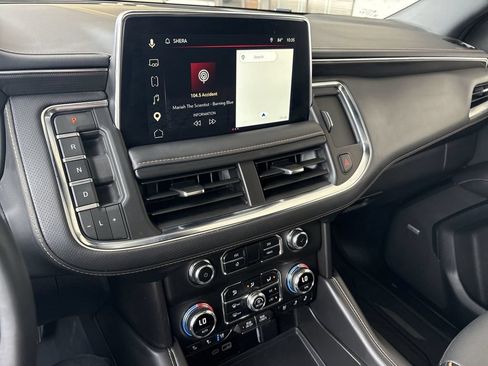 Certified 2024 GMC Yukon XL AT4 w/ AT4 Premium Plus Package AWD/4WD image 13