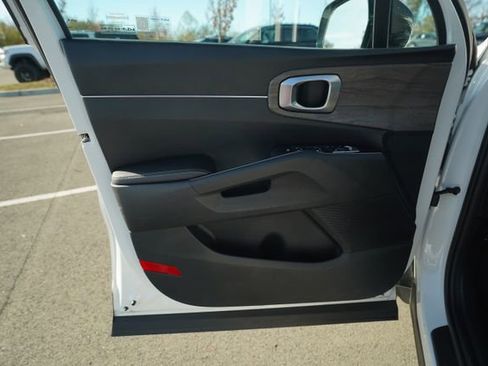 Used 2023 Kia Sorento X-Line EX image 15