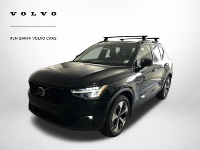 Used 2023 Volvo XC40 B5 Ultimate w/ Climate Package