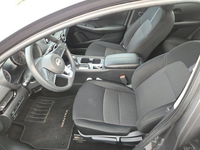 Used 2024 Nissan Sentra SV FWD image 10