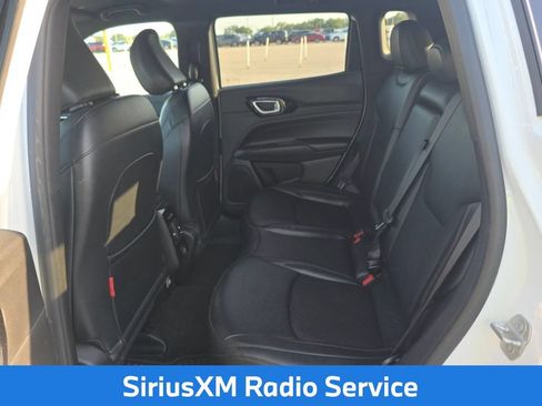 Used 2024 Jeep Compass Trailhawk AWD/4WD image 8