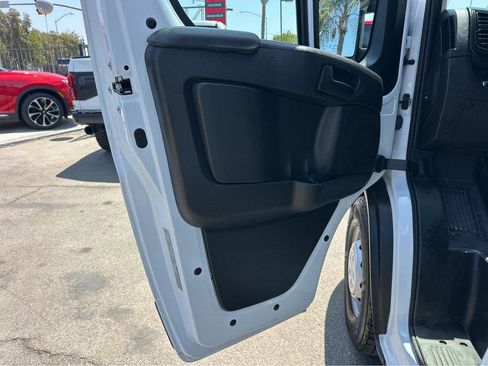 Used 2023 RAM ProMaster 2500 FWD image 15