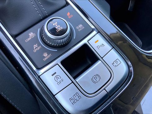 Certified 2023 Kia Telluride SX Prestige AWD/4WD image 29