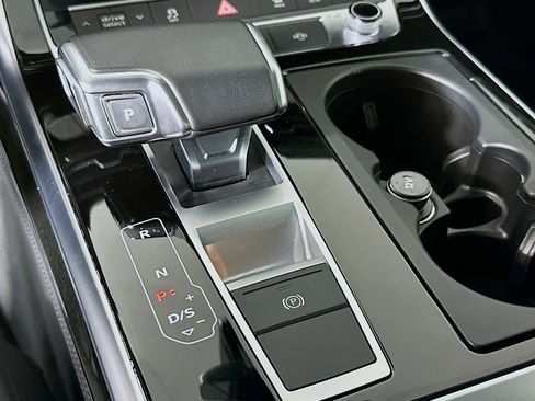 Used 2023 Audi Q7 2.0T Premium Plus w/ Premium Plus Package image 7