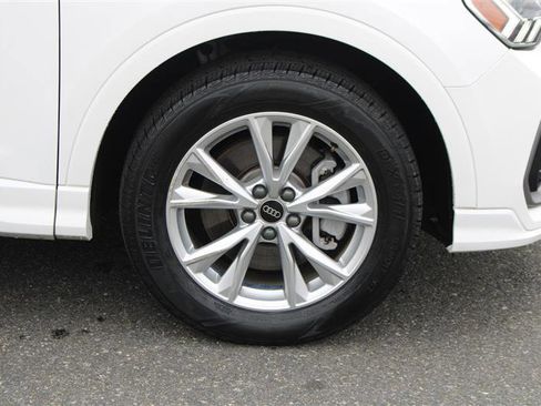 Used 2023 Audi Q3 2.0T Premium image 10