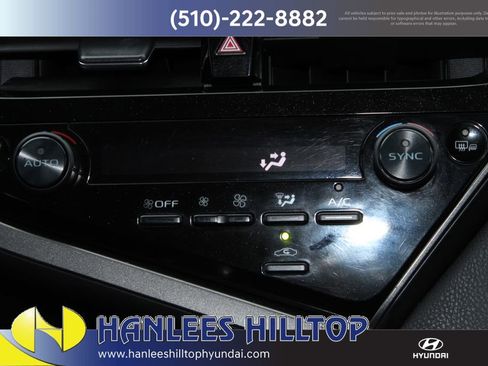 Used 2021 Toyota Camry XLE w/ Carpet Mat Package (TMS) image 26