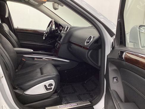 Used 2011 Mercedes-Benz GL 550 4MATIC image 14