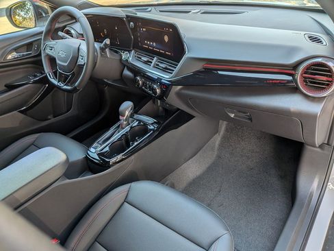 New 2026 Chevrolet Trax RS w/ Driver Confidence Package image 25